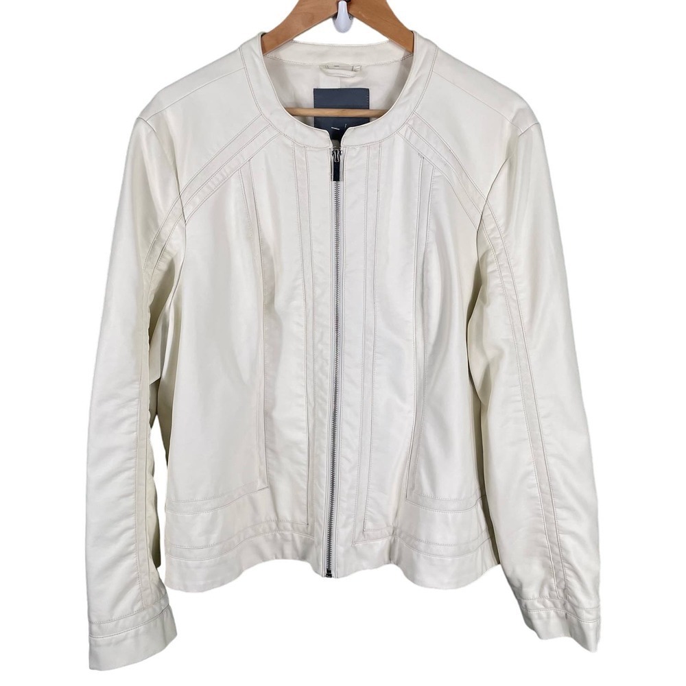 Kate & Mallory Faux Leather Ivory Collar Zip Front Jacket Women's 1X